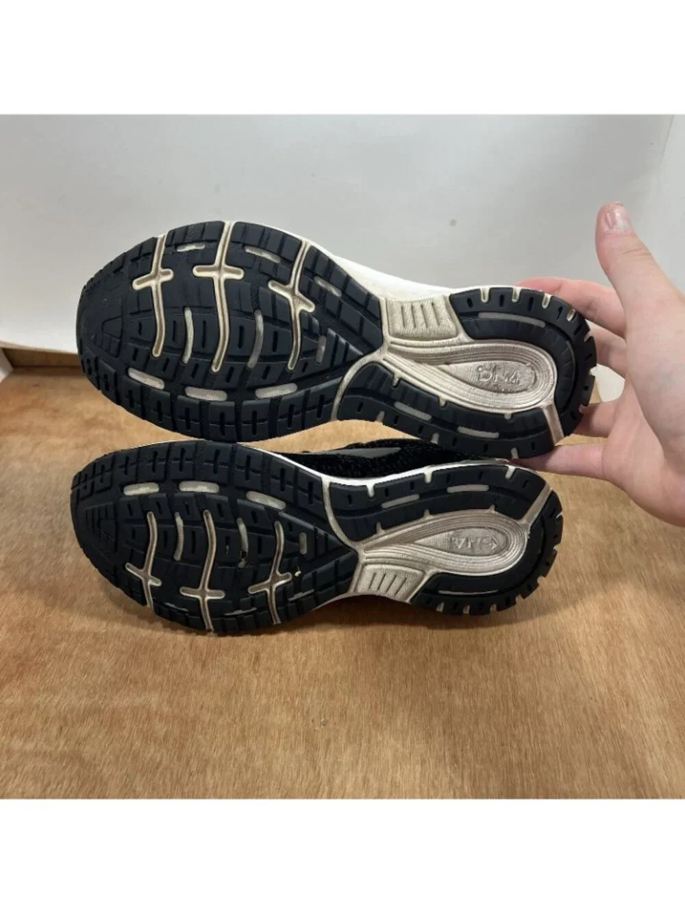 Brooks Revel 3 Women's Size 8.5 B (Medium) Running Shoes Black